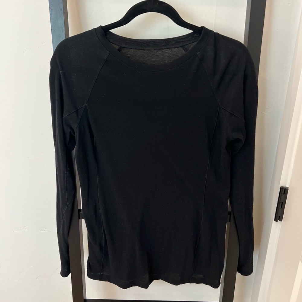 lululemon athletica Black Long Sleeve Tee